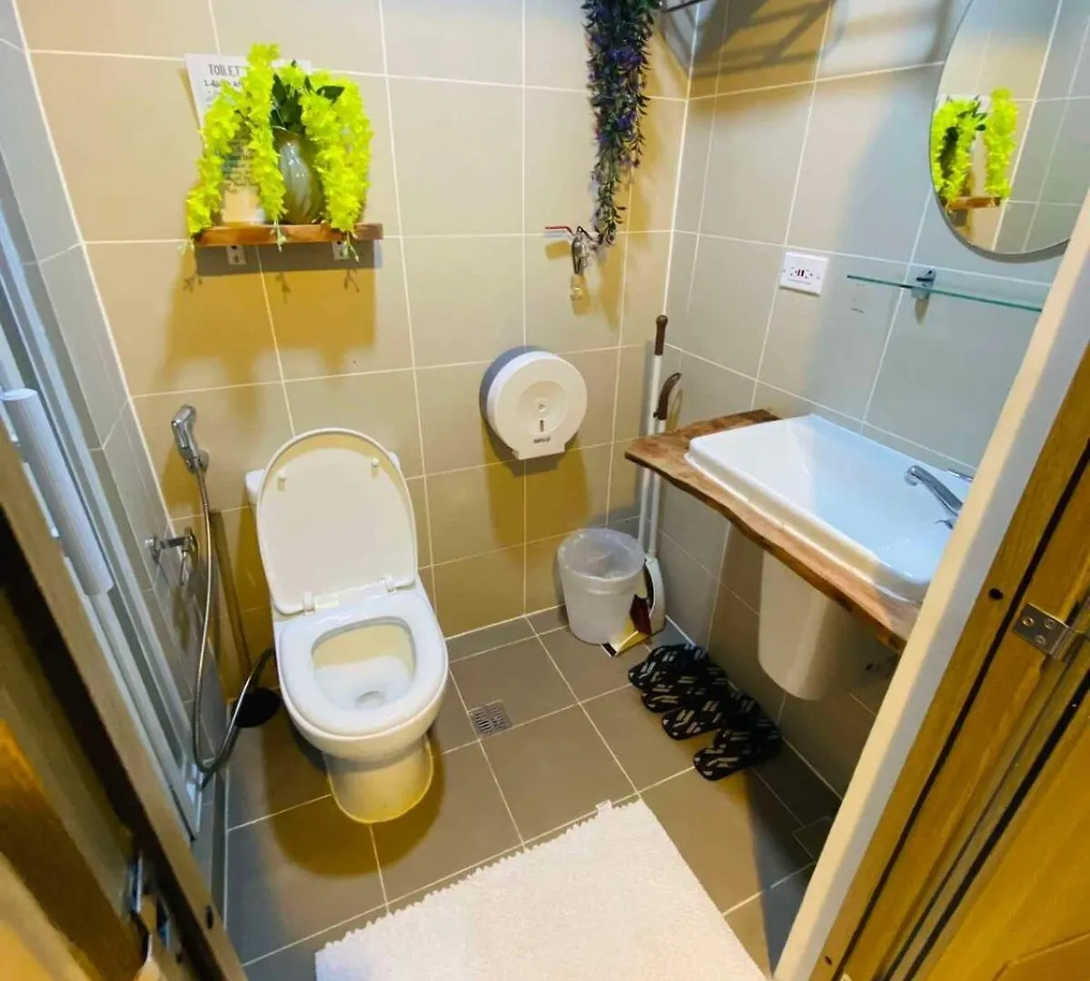 2 Bed'S Unit At Picc Near Moa Apartment Manila Philippines